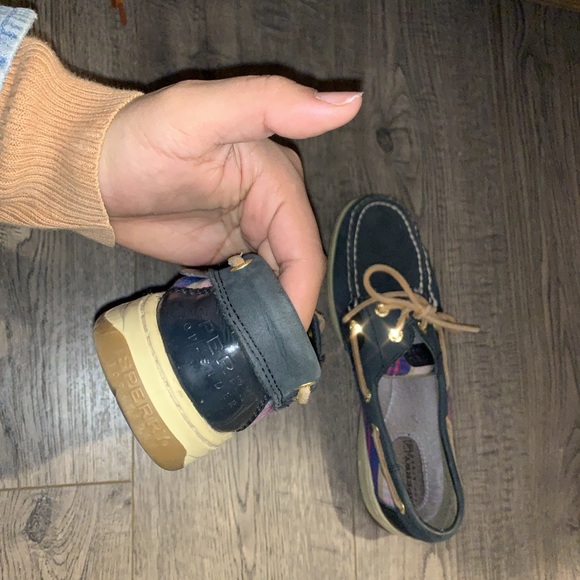 💚 Spring Sperrys 💚 - Picture 2 of 2